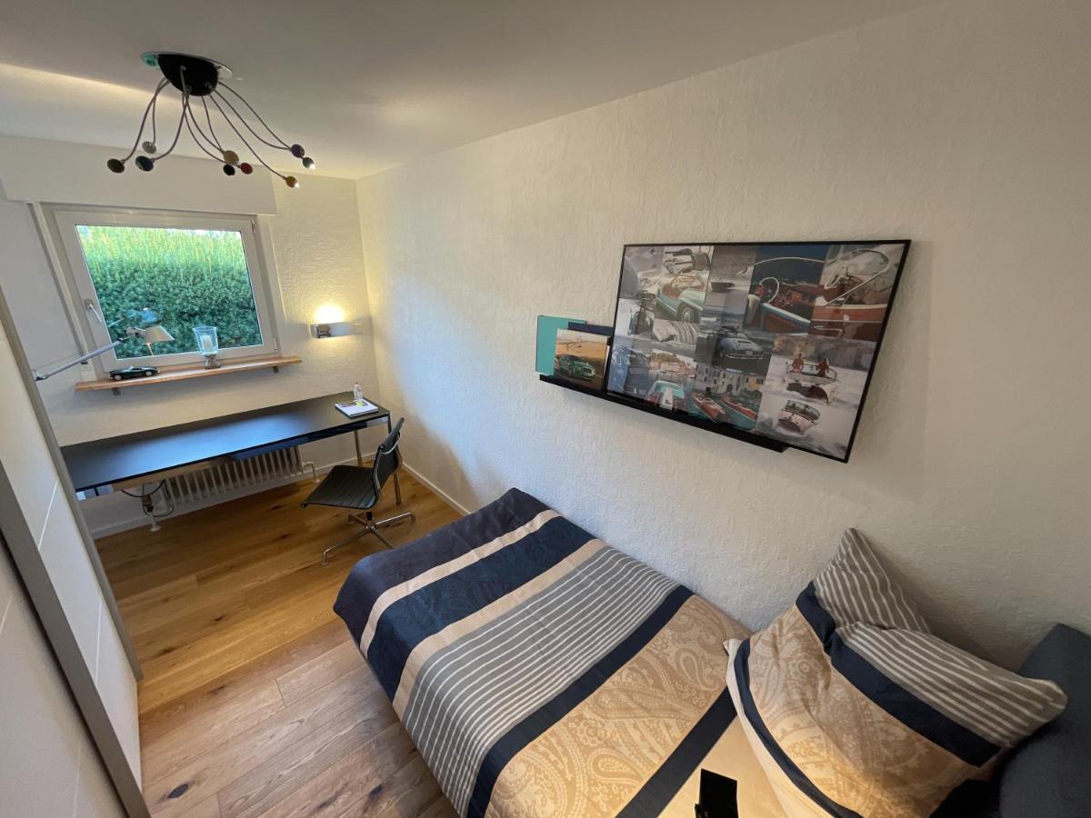 Appartement Region Esslingen - Naehe Messe - Flughafen - Stuttgart - Wohnen Und Arbeiten Auf Zeit In 120M2 Wohlfuehlatmosphaere - Ab 3 Uebernachtungen - Geeignet Fuer 4 Pers Incl Kinder - Beistellbett Moeglich - Kinder Und Tiere Willkommen - Garage F Altbach Eksteriør bilde