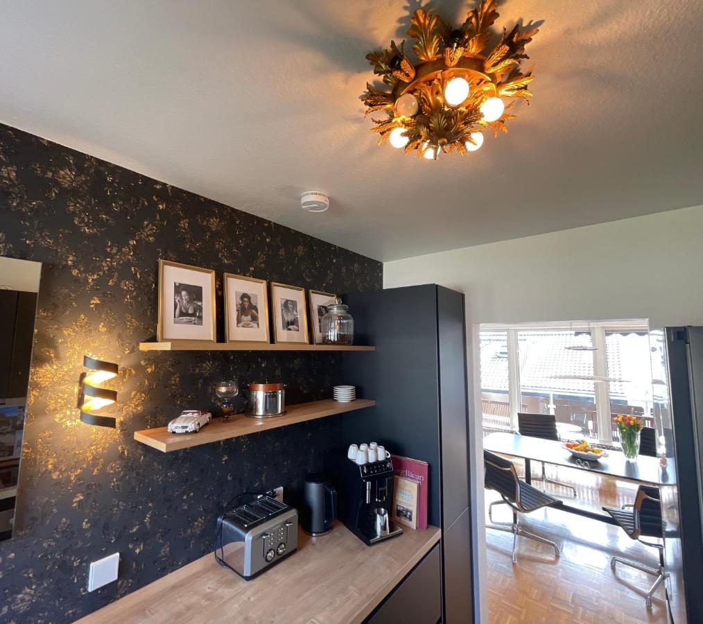 Appartement Region Esslingen - Naehe Messe - Flughafen - Stuttgart - Wohnen Und Arbeiten Auf Zeit In 120M2 Wohlfuehlatmosphaere - Ab 3 Uebernachtungen - Geeignet Fuer 4 Pers Incl Kinder - Beistellbett Moeglich - Kinder Und Tiere Willkommen - Garage F Altbach Eksteriør bilde