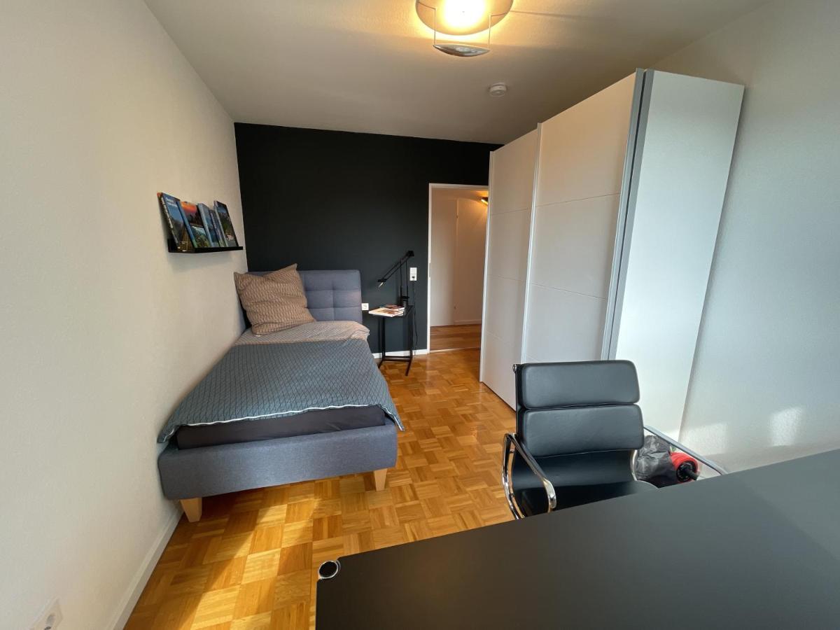 Appartement Region Esslingen - Naehe Messe - Flughafen - Stuttgart - Wohnen Und Arbeiten Auf Zeit In 120M2 Wohlfuehlatmosphaere - Ab 3 Uebernachtungen - Geeignet Fuer 4 Pers Incl Kinder - Beistellbett Moeglich - Kinder Und Tiere Willkommen - Garage F Altbach Eksteriør bilde