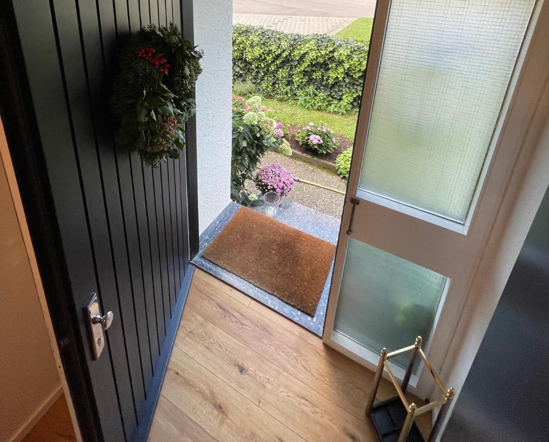 Appartement Region Esslingen - Naehe Messe - Flughafen - Stuttgart - Wohnen Und Arbeiten Auf Zeit In 120M2 Wohlfuehlatmosphaere - Ab 3 Uebernachtungen - Geeignet Fuer 4 Pers Incl Kinder - Beistellbett Moeglich - Kinder Und Tiere Willkommen - Garage F Altbach Eksteriør bilde